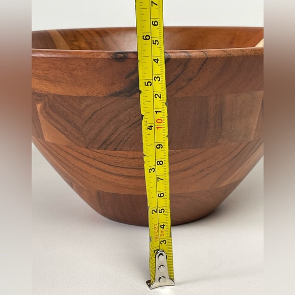 William Sonoma Wood Salad Bowl With 2 servers spoon set - Picture 8 of 9